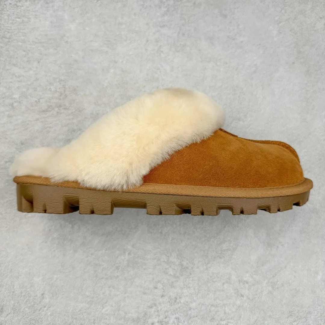 Pick up locally 💰 400 UGG slippers 5125 Star drag autumn and winter sheep fur integrated snow boots. All shoes are made from the same factory as ZP. Longfeng A-grade Australian imported sheep fur integrated brand OEM production line fully follows the ZP process flow. OEM original pattern maker adheres to the principle of no original shoes and no development selection. Pay attention to every detail. The most authentic version on the market TREADLITE "Light Wing" technology outsole Lightweight/durable/flexible/pile size: 35 36 37 38 39 40 Coding: by2936040